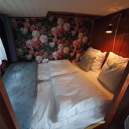 Houseboat Holiday Apartments Roterdão Quarto foto