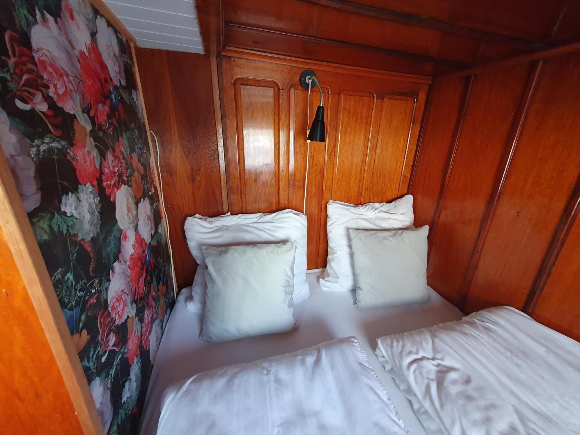 Houseboat Holiday Apartments Roterdão Quarto foto